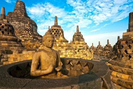 YOGYAKARTA ~ BOROBUDUR, PRAMBANAN & SOLO TOUR 4D3N BT-15